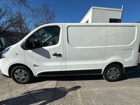 Gebraucht Renault Trafic 145 PS (106 kW) 2022 Weiß Van / Kleinbus