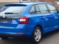 Gebraucht Skoda Rapid Style 125 PS (91 kW) 2018 Blau Kleinwagen