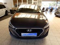 gebraucht Hyundai i30 Kombi 1.4 T-GDI Trend Navi , AHK , Rüfa , PD