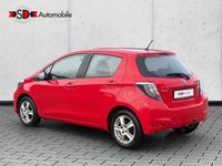 Gebraucht Toyota Yaris Edition 99 PS (72 kW) 2014 Rot Kleinwagen