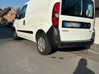 Gebraucht Opel Combo 90 PS (66 kW) 2015 Weiß Van / Kleinbus