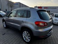 Gebraucht VW Tiguan Team 140 PS (102 kW) 2011 Silber SUV