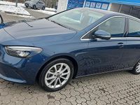 Gebraucht Mercedes B180 116 PS (85 kW) 2019 Blau Van / Kleinbus