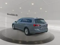 Gebraucht VW Passat Business 150 PS (110 kW) 2023 Mondsteingrau Kombi