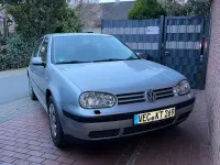 Używany VW Golf IV Highline 105 KM (77 kW) 2003 Srebrny Sedan/Limuzyna