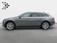 Gebraucht Skoda Superb 200 PS (147 kW) 2022 Graphitegrau metallic Kombi
