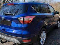 Gebraucht Ford Kuga 150 PS (110 kW) 2018 Blau SUV