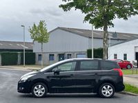 gebraucht Peugeot 5008 Family plus * 1. HAND * 7- SITZER *