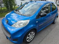 Gebraucht Toyota Aygo 68 PS (50 kW) 2010 Blau Kleinwagen