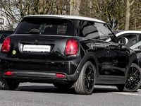 Gebraucht Mini Cooper SE Classic 135 kW (184 PS) 2023 Schwarz Kleinwagen