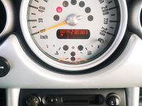 Second-hand Mini ONE 110 CP (80 kW) 2002 Negru Hatchback