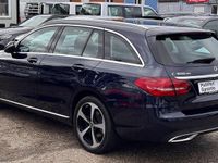 Gebraucht Mercedes C300e 194 PS (142 kW) 2020 Blau Limousine