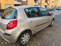Gebraucht Renault Clio II 75 PS (55 kW) 2006 Braun Kleinwagen