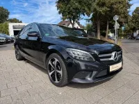 Gebraucht Mercedes C300 194 PS (142 kW) 2021 Schwarz Limousine