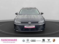 Gebraucht VW Passat Basis 150 PS (110 kW) 2025 Schwarz Kombi