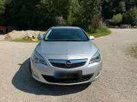 Gebraucht Opel Astra 140 PS (102 kW) 2012 Silber Kombi