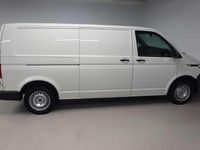 Gebraucht VW Transporter 150 PS (110 kW) 2022 Candyweiß Van