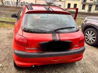 Gebraucht Peugeot 206 60 PS (44 kW) 1998 Rot Kleinwagen