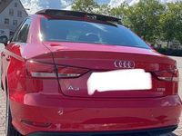 Gebraucht Audi A3 2017 Rot Limousine