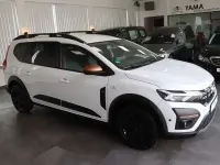 Gebraucht Dacia Jogger 91 PS (66 kW) 2024 Weiß Van / Kleinbus