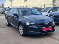 Gebraucht Skoda Superb 150 PS (110 kW) 2016 Blau Limousine