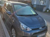 Gebraucht Hyundai i10 Classic 67 PS (49 kW) 2014 Grau Kleinwagen