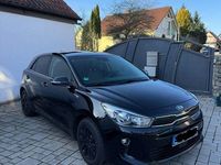 Gebraucht Kia Rio Platinum Edition 120 PS (88 kW) 2017 Schwarz Limousine