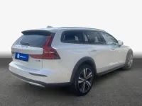 Gebraucht Volvo V60 CC 184 PS (135 kW) 2024 Kombi