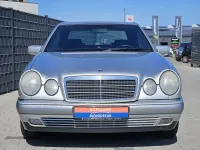 Gebraucht Mercedes E200 Elegance 136 PS (100 kW) 1998 Silber Limousine