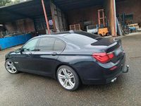 Gebraucht BMW 730 258 PS (189 kW) 2015 Blau Limousine