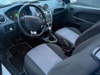 Gebraucht Ford Fiesta 69 PS (50 kW) 2008 Weiß Kleinwagen