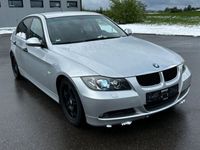 gebraucht BMW 320 Baureihe 3 Lim. 320d/XENON/6-GANG/