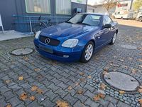 Gebraucht Mercedes SLK230 193 PS (141 kW) 1997 Blau Cabrio
