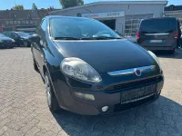 Gebraucht Fiat Punto 77 PS (56 kW) 2010 Schwarz Kleinwagen
