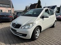 Gebraucht Mercedes A150 95 PS (69 kW) 2009 Calcitweiss  unilack Kleinwagen
