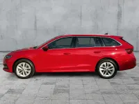 Gebraucht Skoda Octavia Style 204 PS (150 kW) 2022 Velvetrot metallic Kombi