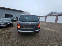 Gebraucht VW Touran 140 PS (102 kW) 2007 Grau Van / Kleinbus