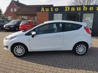 Gebraucht Ford Fiesta 65 PS (47 kW) 2013 Weiß Kleinwagen