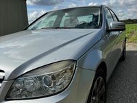 Gebraucht Mercedes C200 184 PS (135 kW) 2009 Silber Limousine