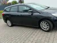 Gebraucht Ford Focus 150 PS (110 kW) 2012 Schwarz Kombi