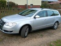 Usata VW Passat 105 CV (77 kW) 2007 Argento Station wagon