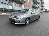 Gebraucht Hyundai i30 2012 Grau Limousine