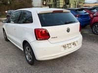 Gebraucht VW Polo Style 60 PS (44 kW) 2012 Weiß Kleinwagen