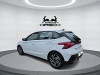 Gebraucht Hyundai i20 Trend 101 PS (74 kW) 2025 Weiß Limousine