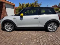 Gebraucht Mini Cooper SE 135 kW (184 PS) 2020 Weiß Kleinwagen