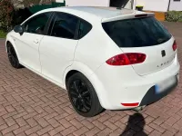 Usata Seat Leon FR 170 CV (125 kW) 2010 Bianco Utilitaria