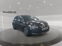 Gebraucht VW Golf VIII Active 150 PS (110 kW) 2023 Schwarz Limousine