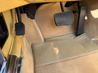 Second-hand Mercedes SL380 163 CP (119 kW) 1983 Verde Cabrio