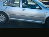 Gebraucht VW Bora 102 PS (75 kW) 2002 Silber Limousine