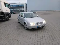 Gebraucht VW Bora 90 PS (66 kW) 1999 Weiß Limousine